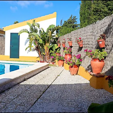 Con Piscina En Roche Viejo Horská chata Conil De La Frontera