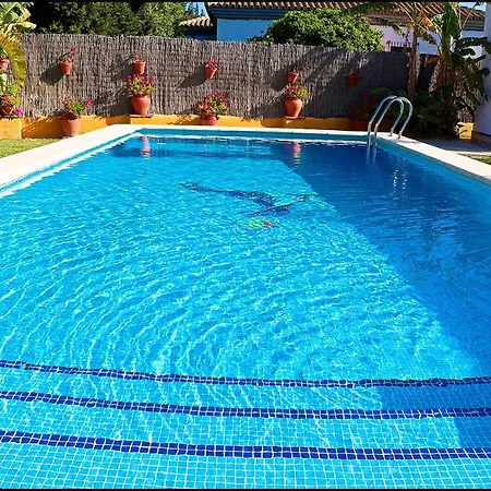 Con Piscina En Roche Viejo * 콘일데라프론테라