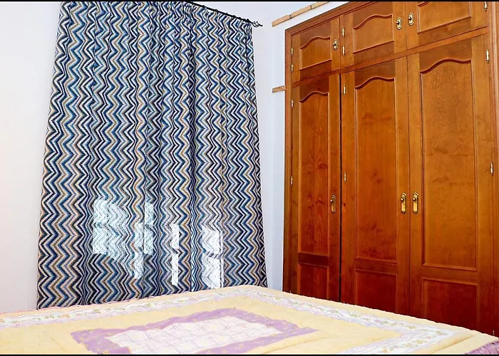 Con Piscina En Roche Viejo Шале *