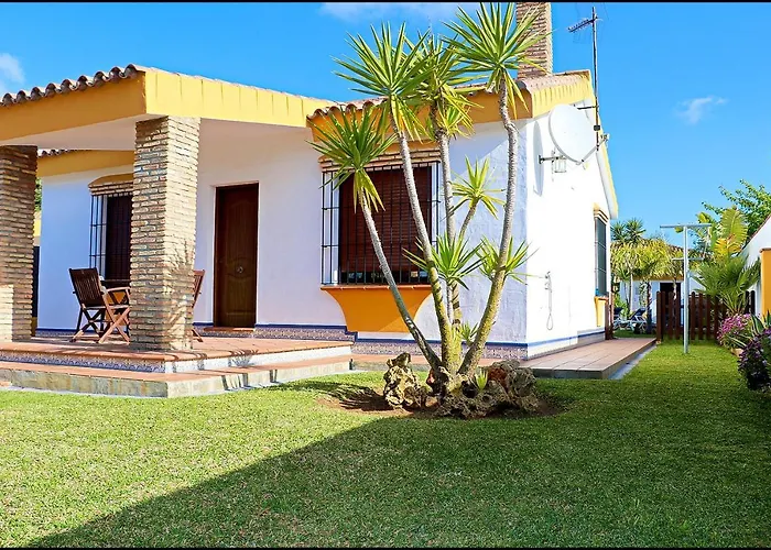 Chalet Con Piscina En Roche Viejo Conil De La Frontera